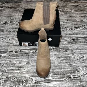 NWT Sorel Joan of Arctic Wedge II Chelsea in Ash Brown